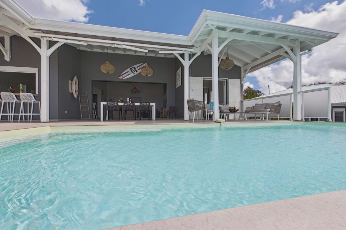 Location villa piscine 3 chambres diamant -1